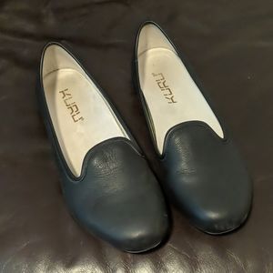 Kurus Women's flats